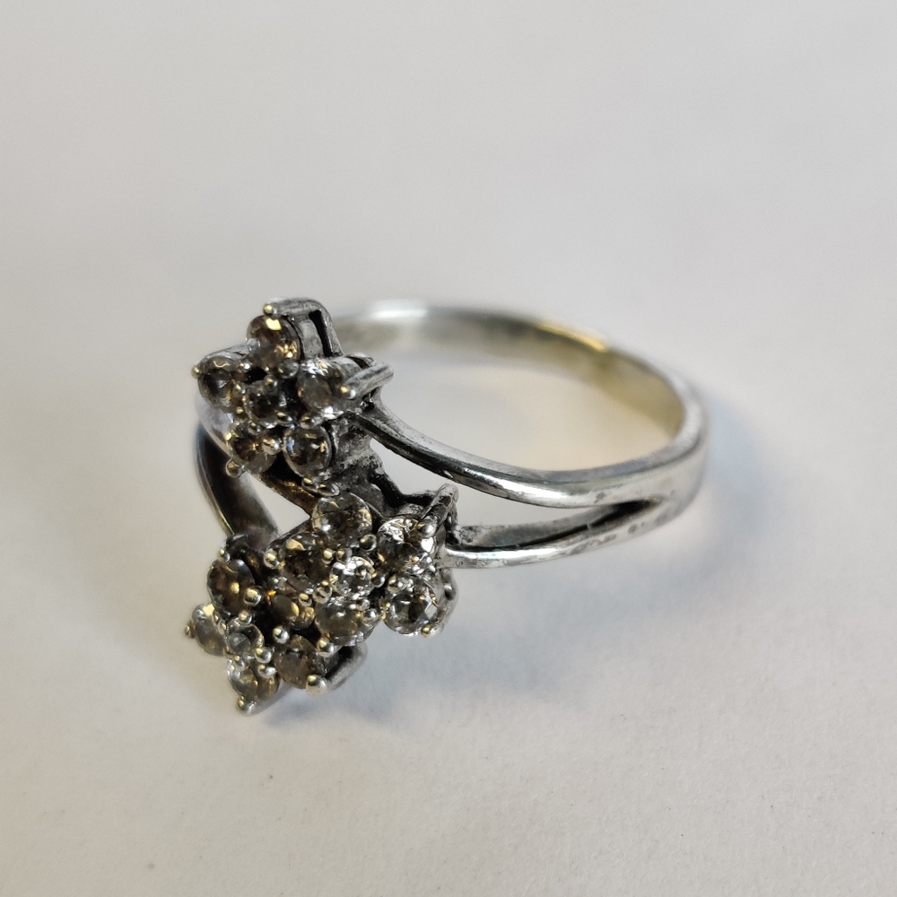 Vintage Diamante Silver Bypass ring 💍 - Picture 10 of 12